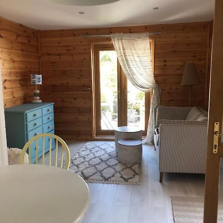 Winnie's Corner: Secluded Woodland Retreat Carlyon Bay Exterior photo